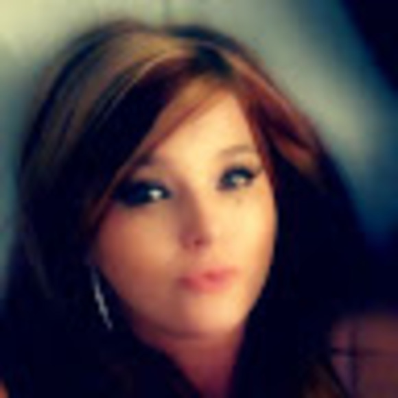 Meet your Posher, Corrine - Picture 1 of 1